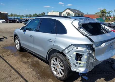 2019 Porsche Cayenne z USA, uszkodzony, nr VIN WP1AA2AY5KDA06792